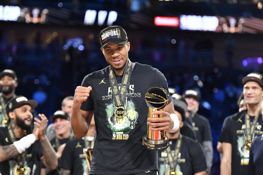 攻防两端潜 攻防两端潜